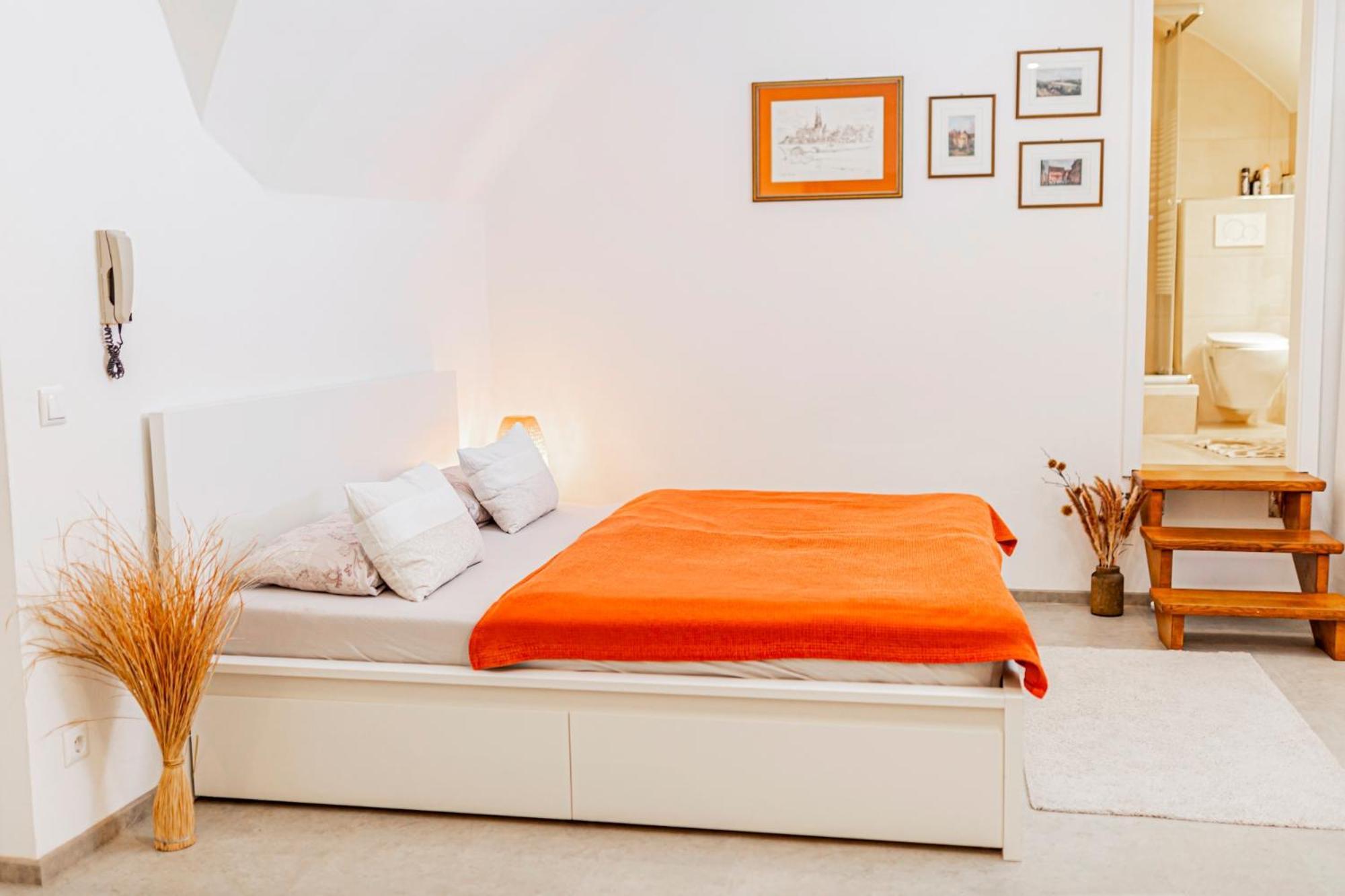 Suite-Regensburg Exteriör bild